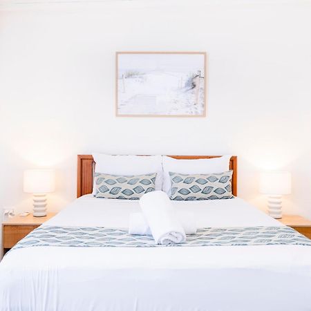 Palm View Holiday Apartments 보엔 외부 사진