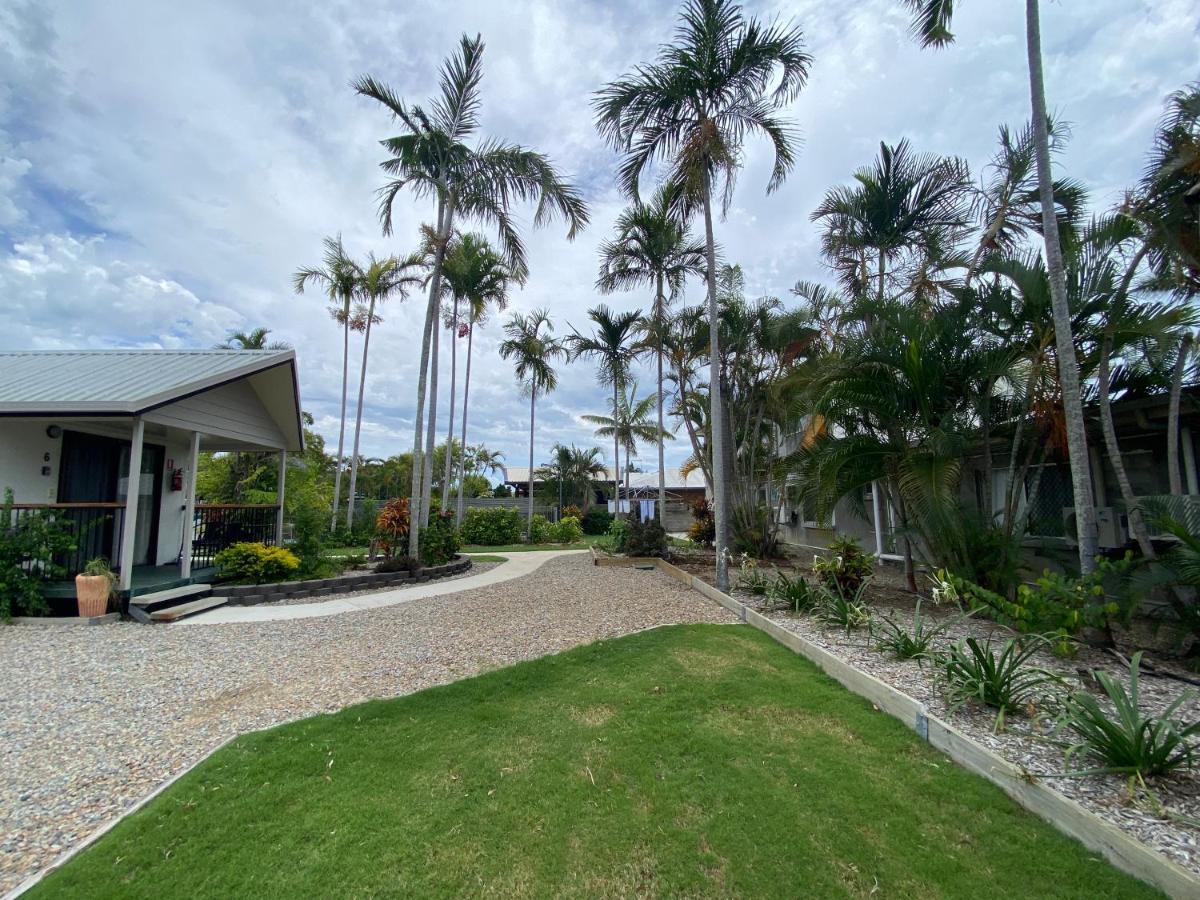 Palm View Holiday Apartments 보엔 외부 사진