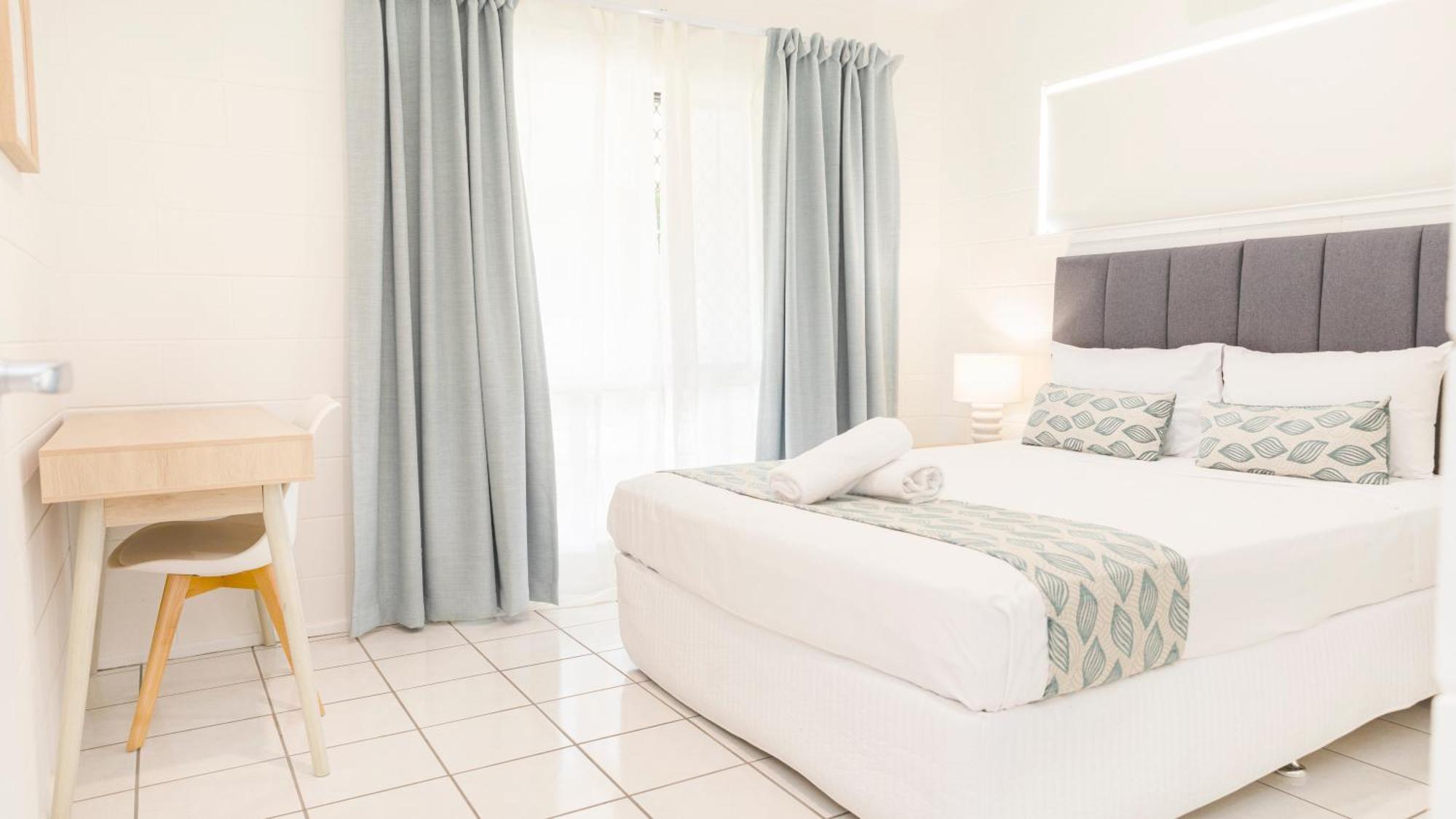 Palm View Holiday Apartments 보엔 외부 사진