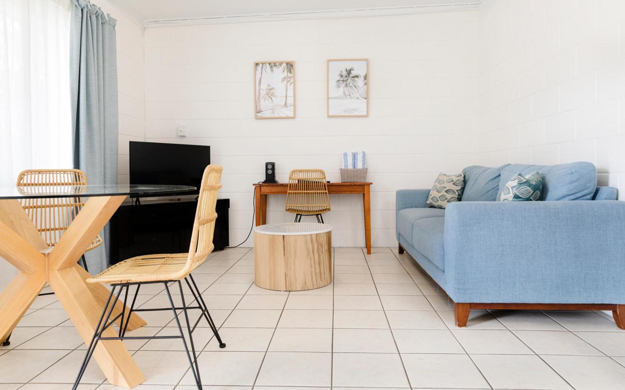 Palm View Holiday Apartments 보엔 외부 사진