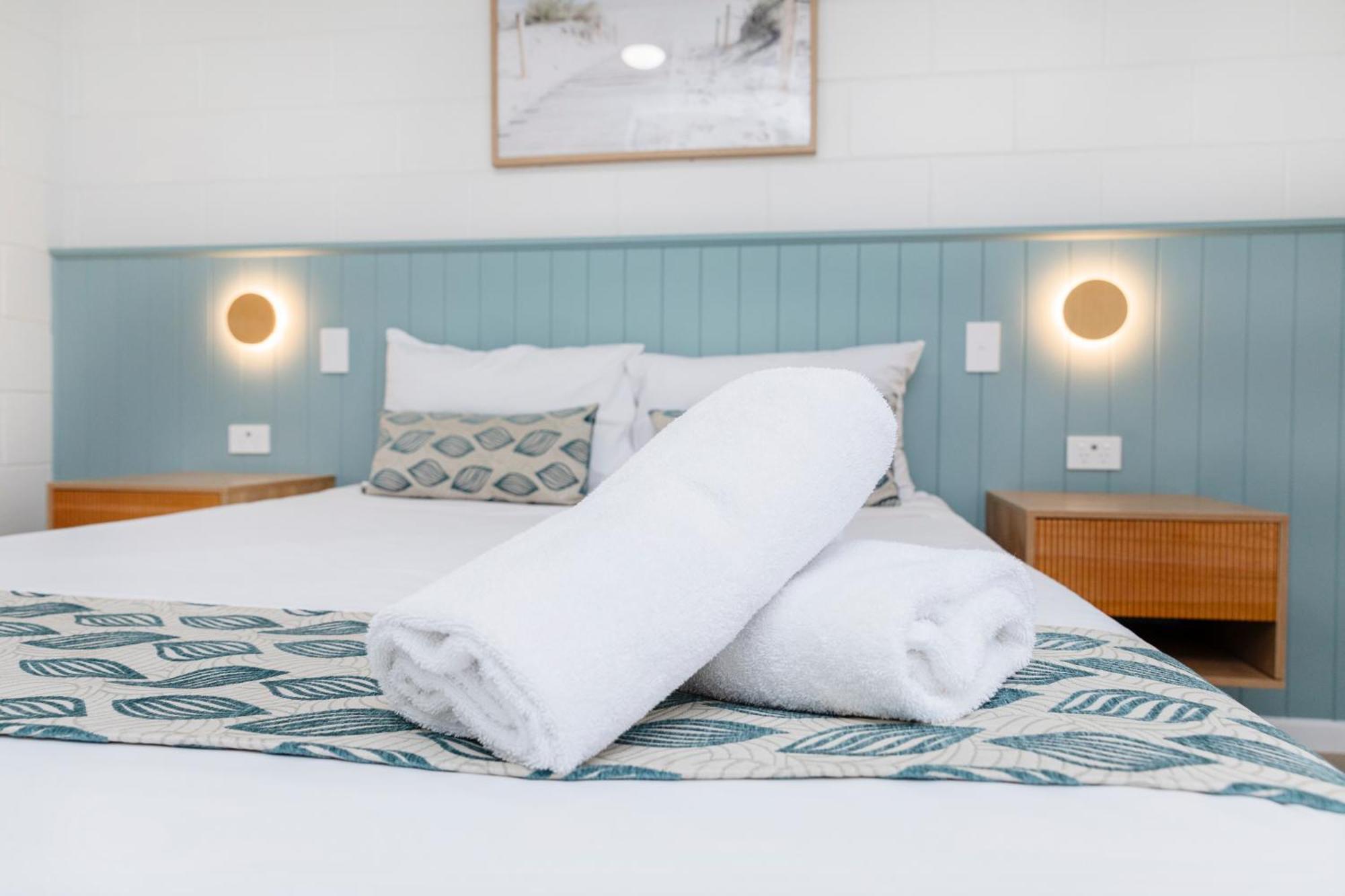 Palm View Holiday Apartments 보엔 외부 사진