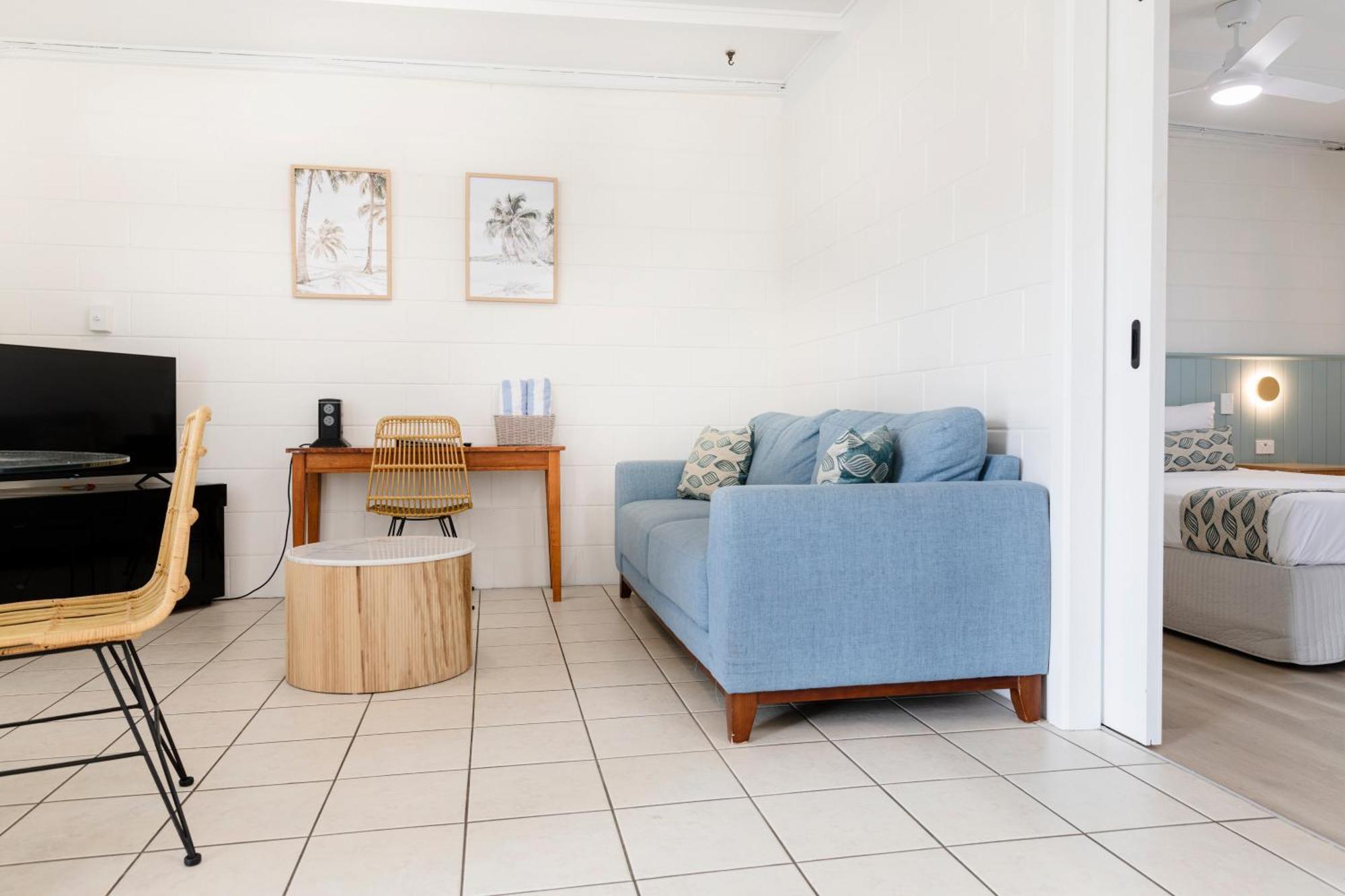 Palm View Holiday Apartments 보엔 외부 사진