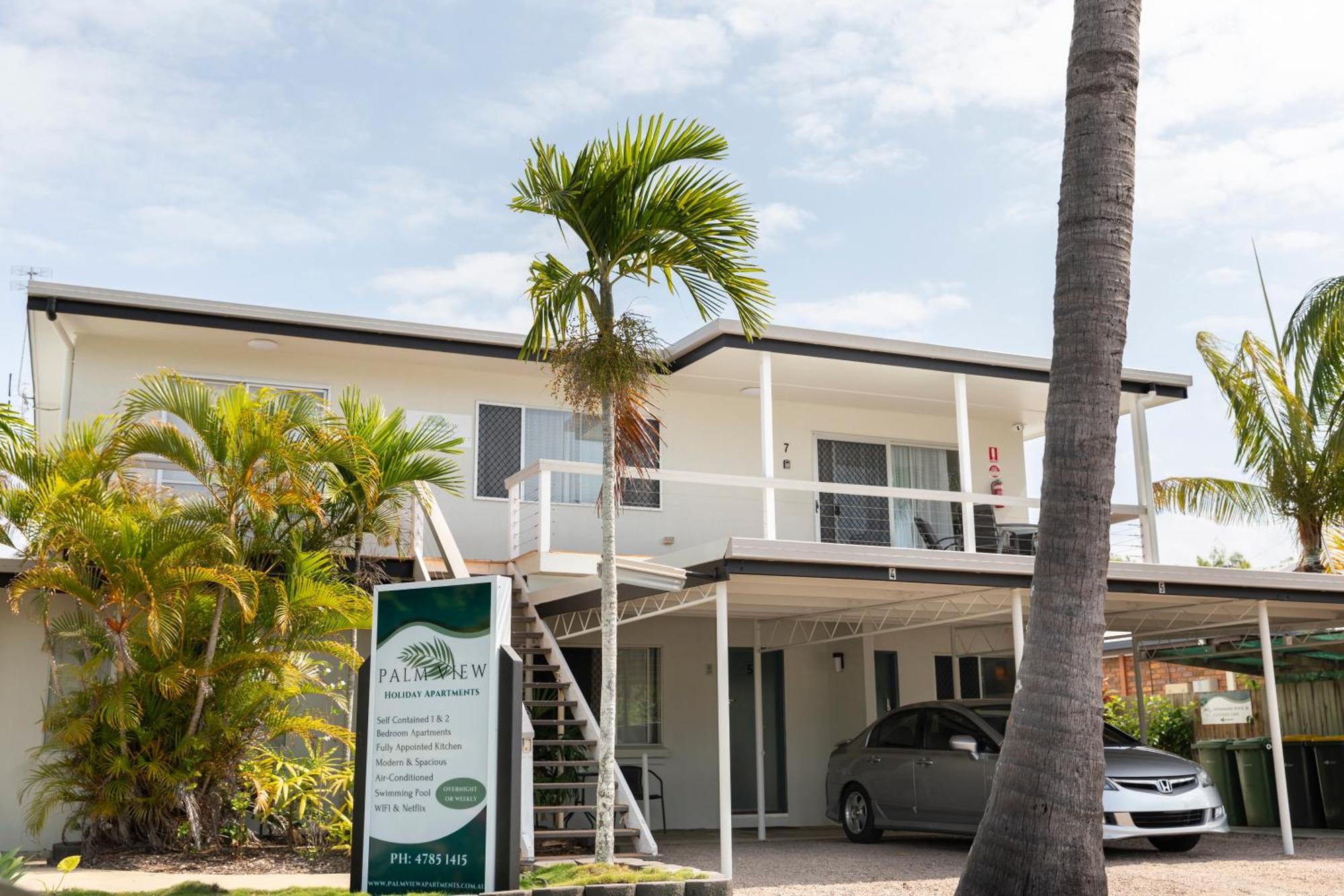 Palm View Holiday Apartments 보엔 외부 사진
