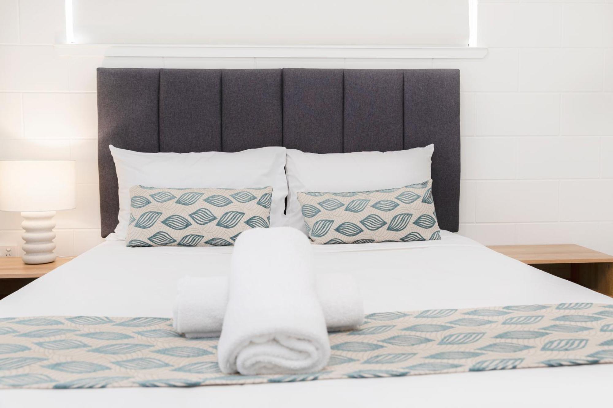 Palm View Holiday Apartments 보엔 객실 사진