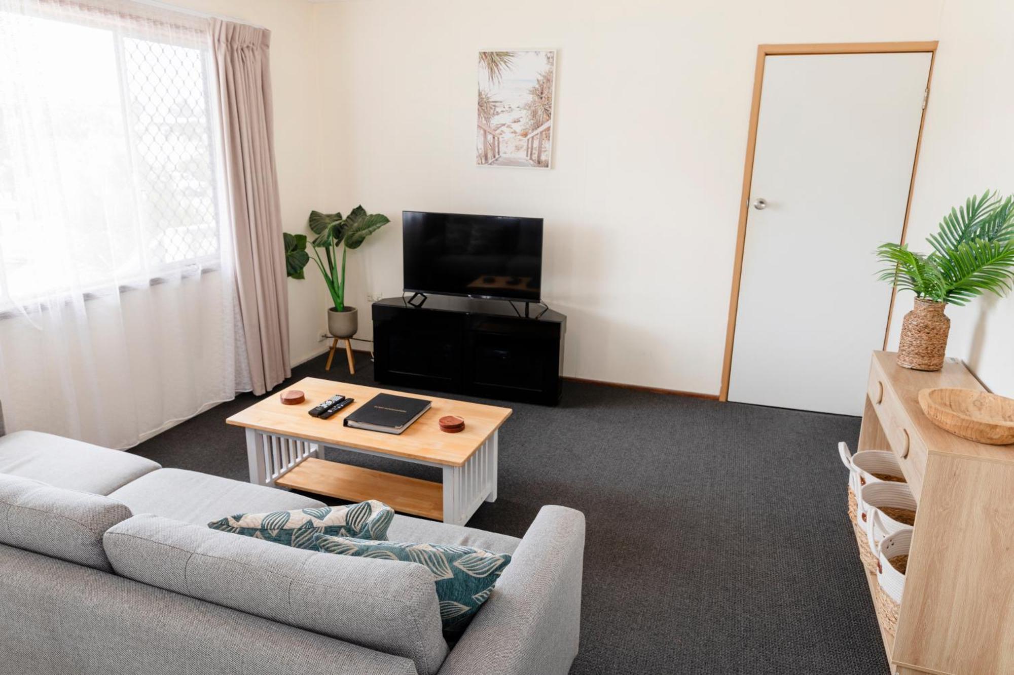 Palm View Holiday Apartments 보엔 외부 사진