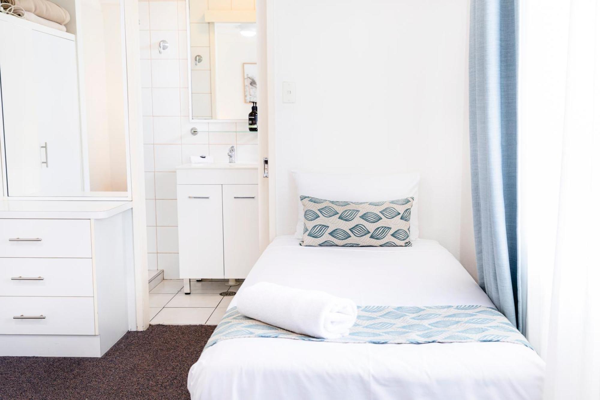 Palm View Holiday Apartments 보엔 외부 사진
