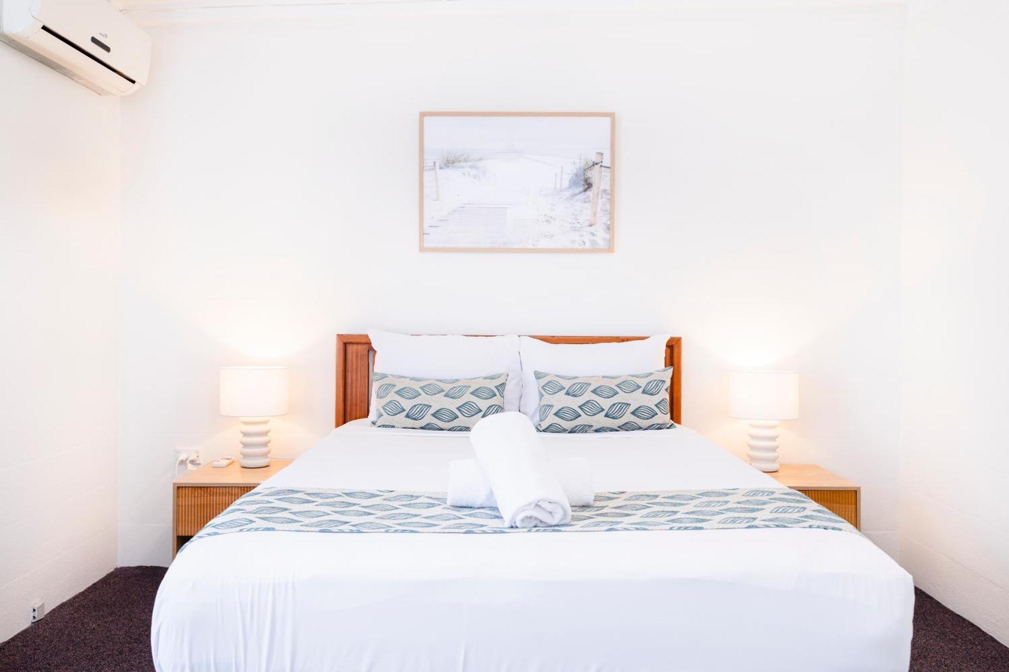 Palm View Holiday Apartments 보엔 외부 사진